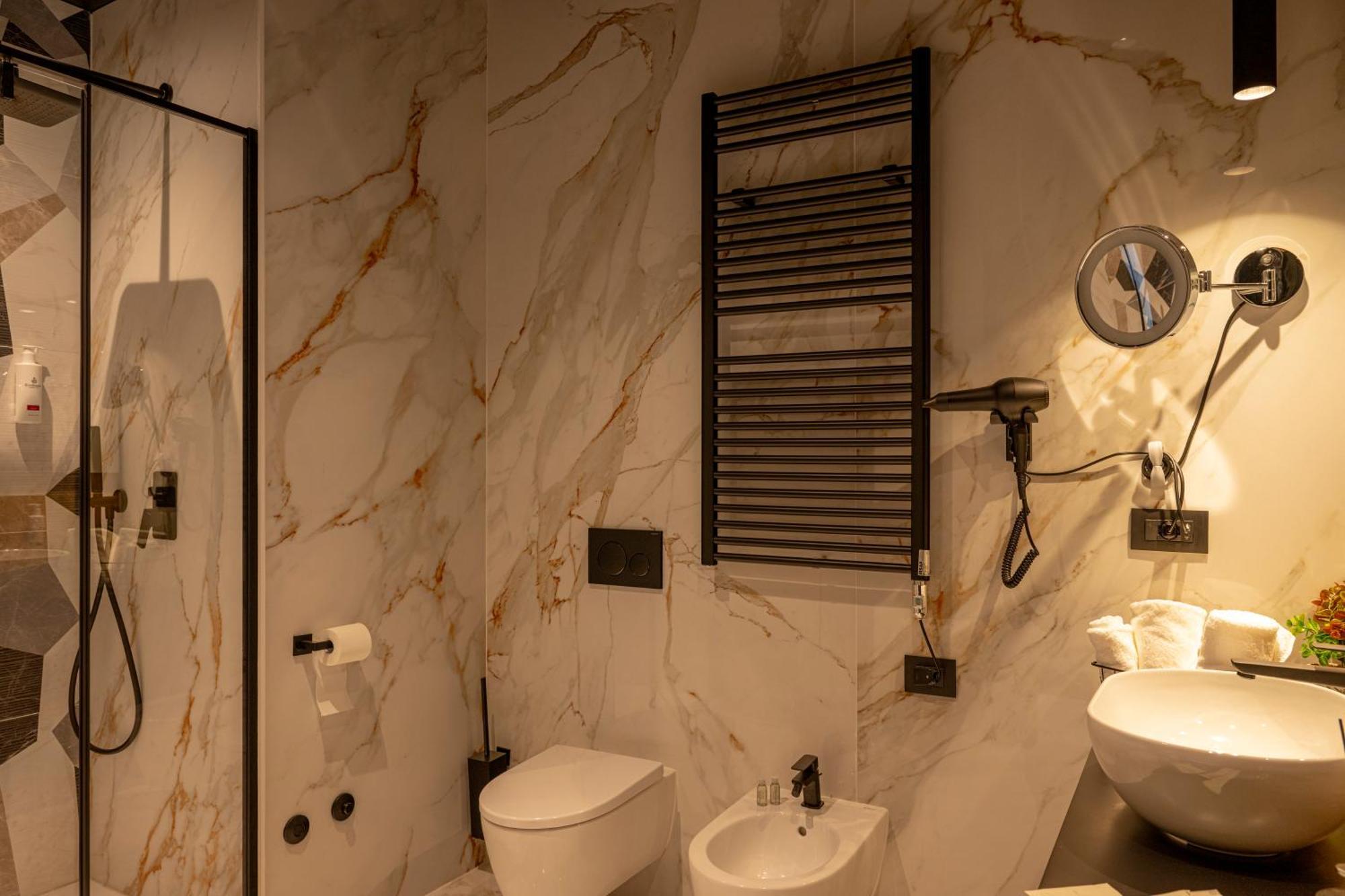 La Duse Luxury Rooms Пескара Екстериор снимка